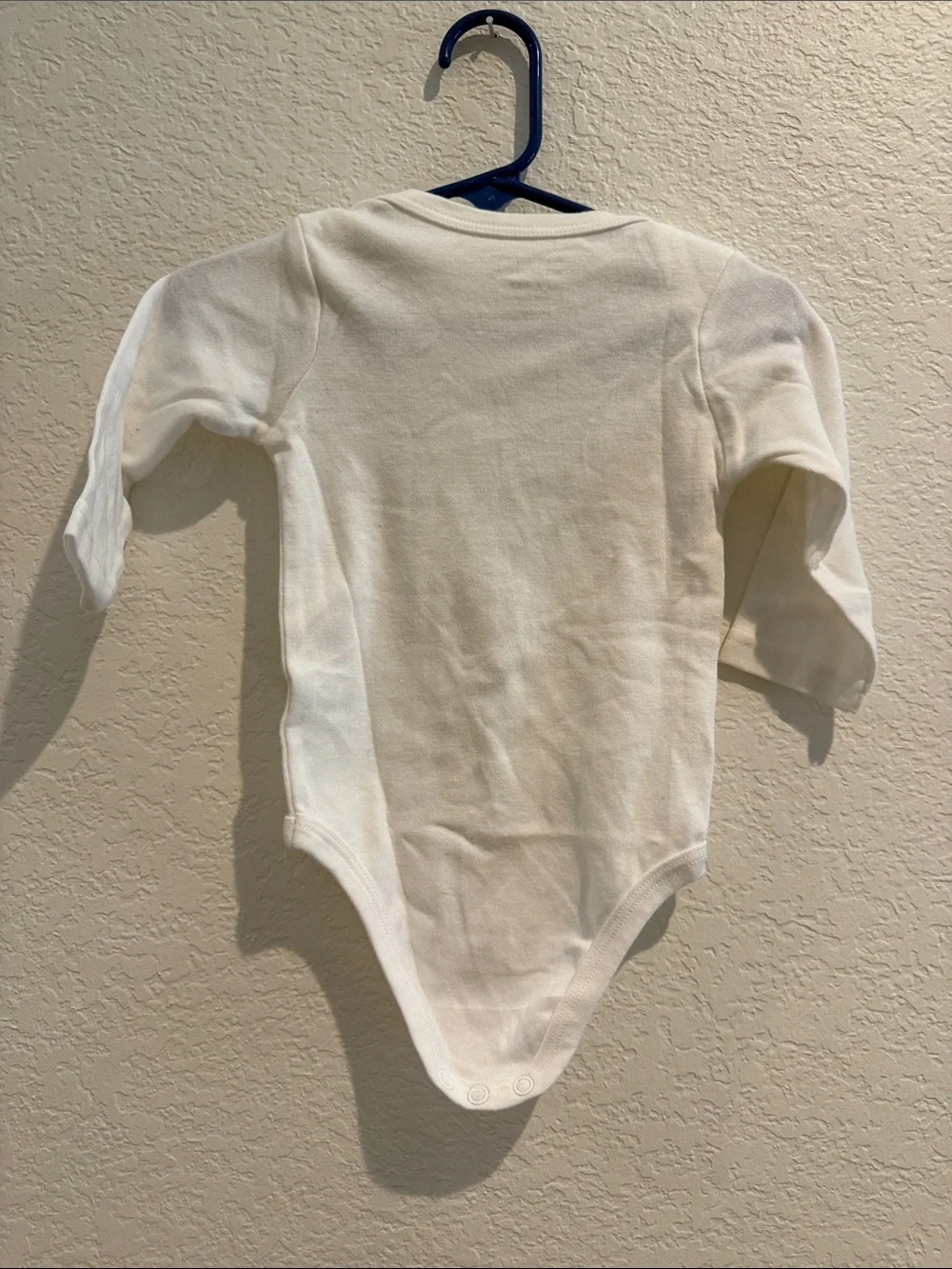 Badgley Mischka White 'Wild and Free' Infant One-Piece with Printed Leggings